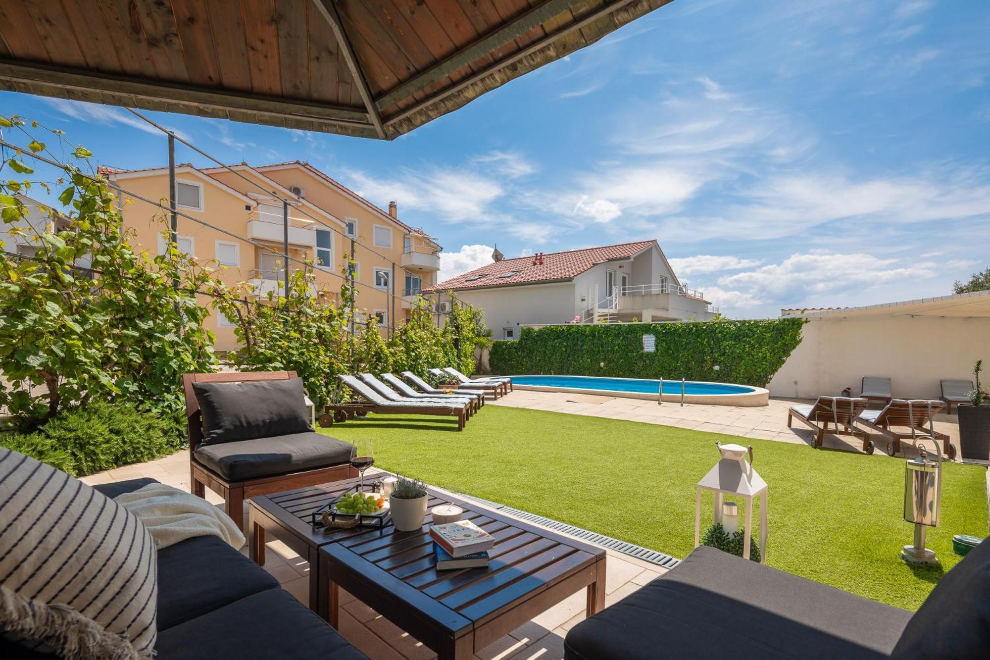 Sea View Apartments Tihi II Vodice Exteriér fotografie